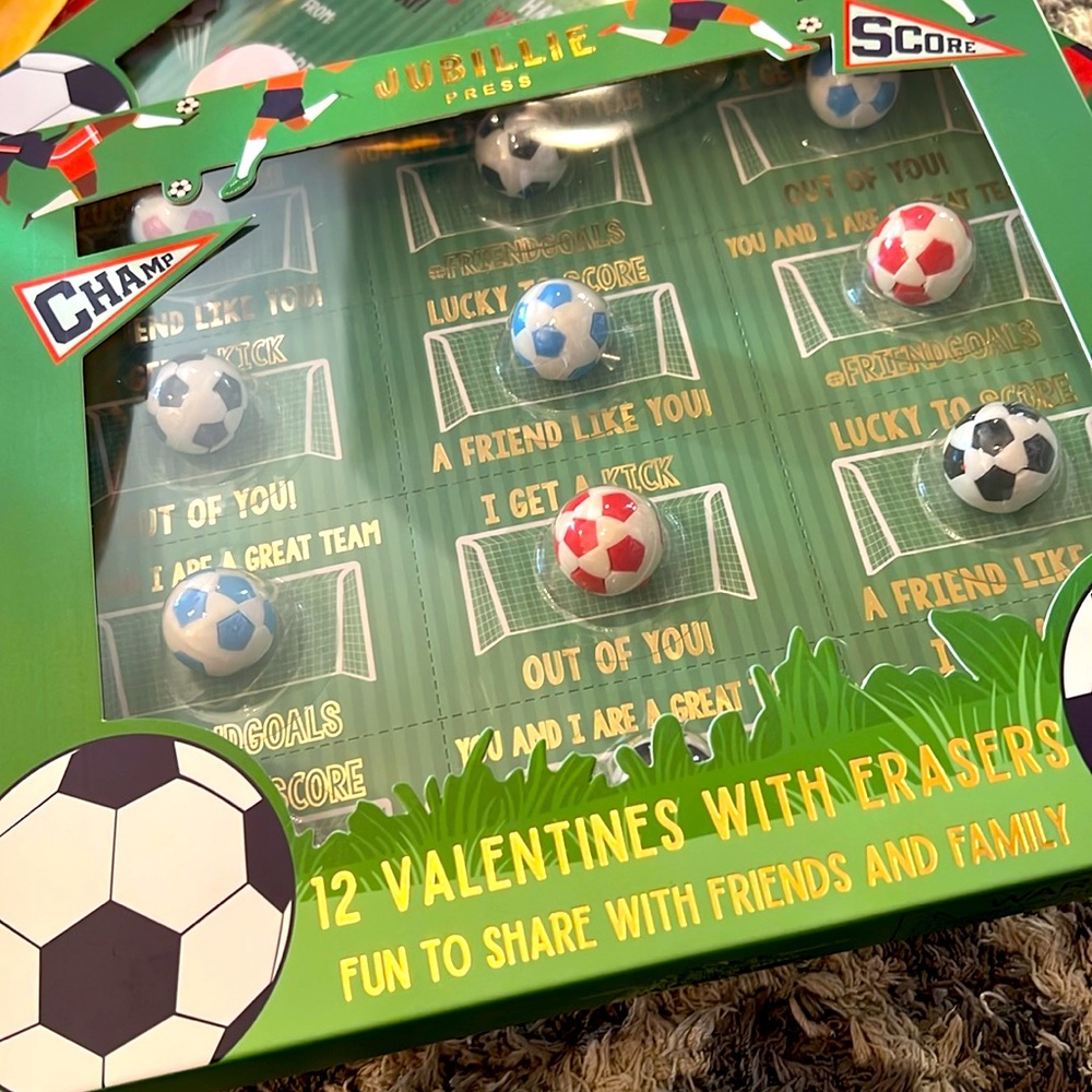 ❤️⚽️Jubillie Press 12 VALENTINES WITH SOCCER ERASERS - post is for one box.